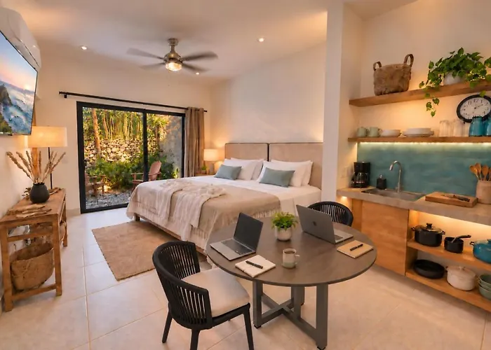 Casa Del Mar - Luxury Seaside Apartment